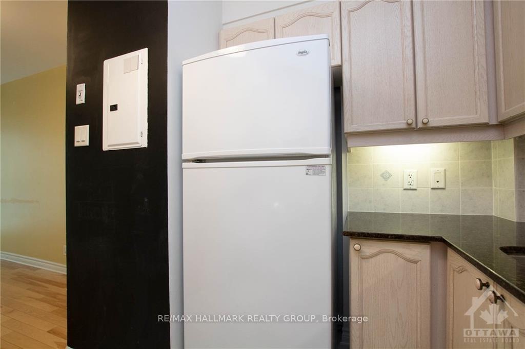 Photo 19 of Unit 1405, 445 Laurier Avenue W, Ottawa, Ottawa Centre — HOMEH