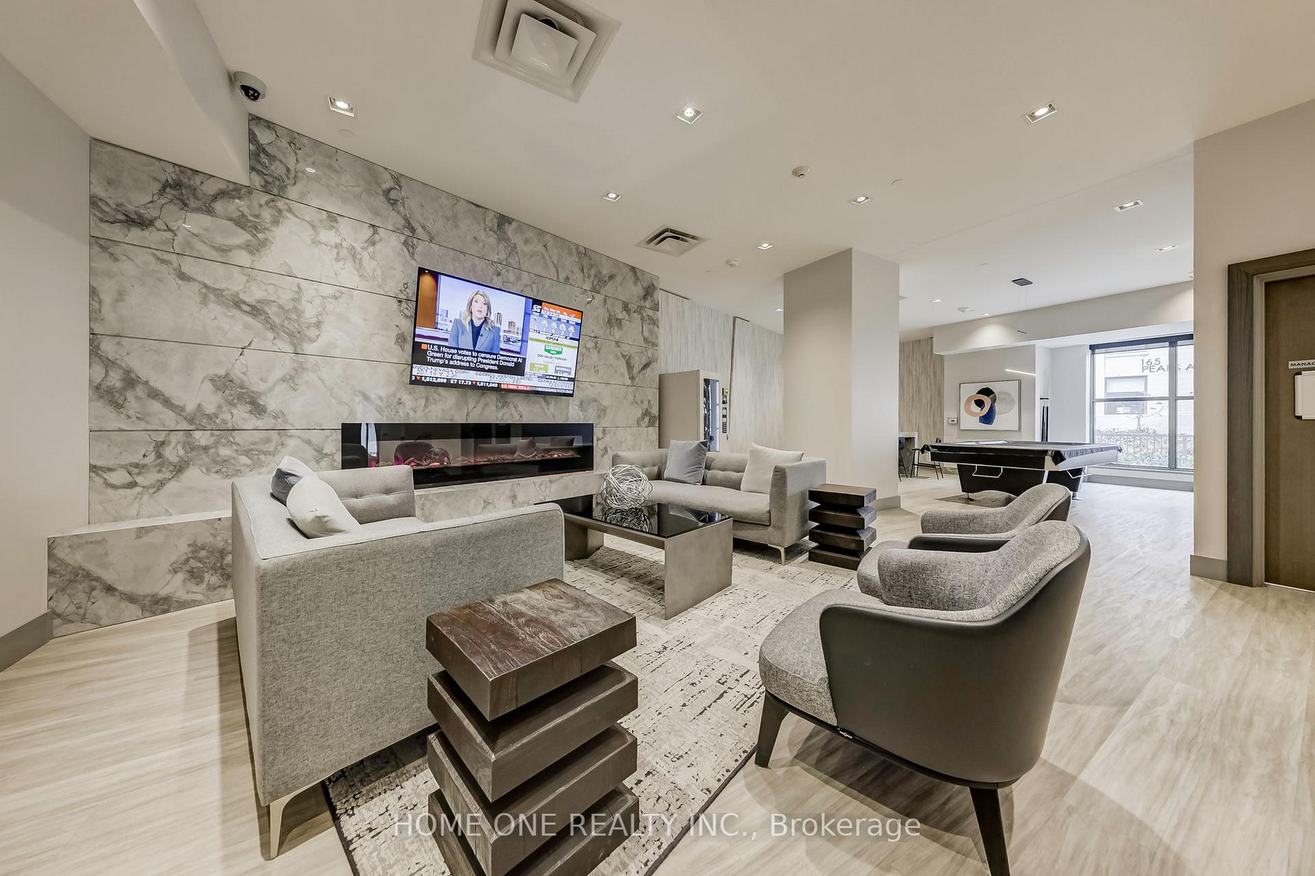 Photo 5 of Unit 404, 181 Bedford Road, Toronto, The Annex — HOMEH