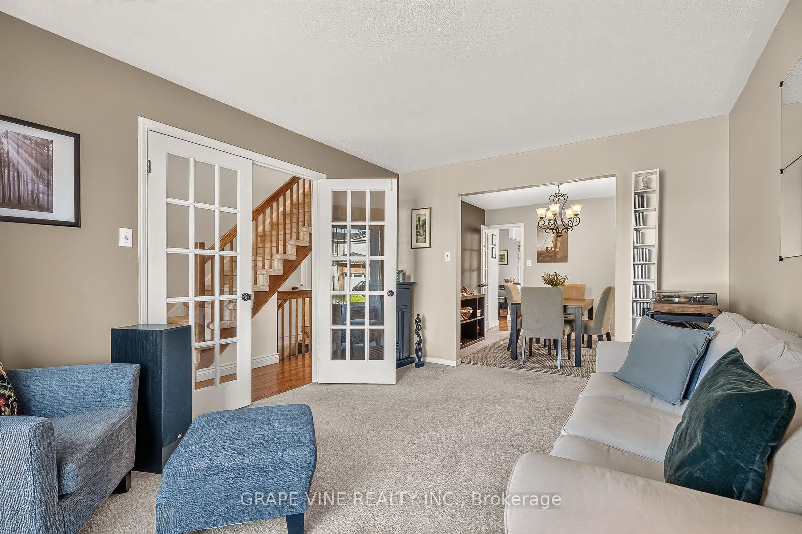 Photo 17 of 25 Wheeler Street, Ottawa, Barrhaven - Cedargrove/Fraserdale — HOMEH