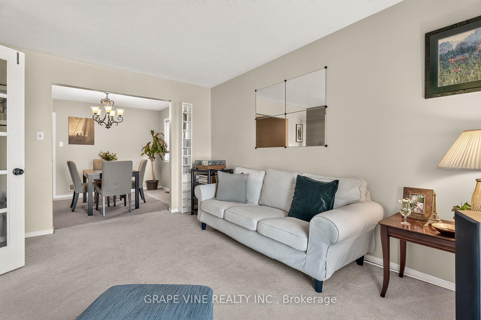 Photo 18 of 25 Wheeler Street, Ottawa, Barrhaven - Cedargrove/Fraserdale — HOMEH