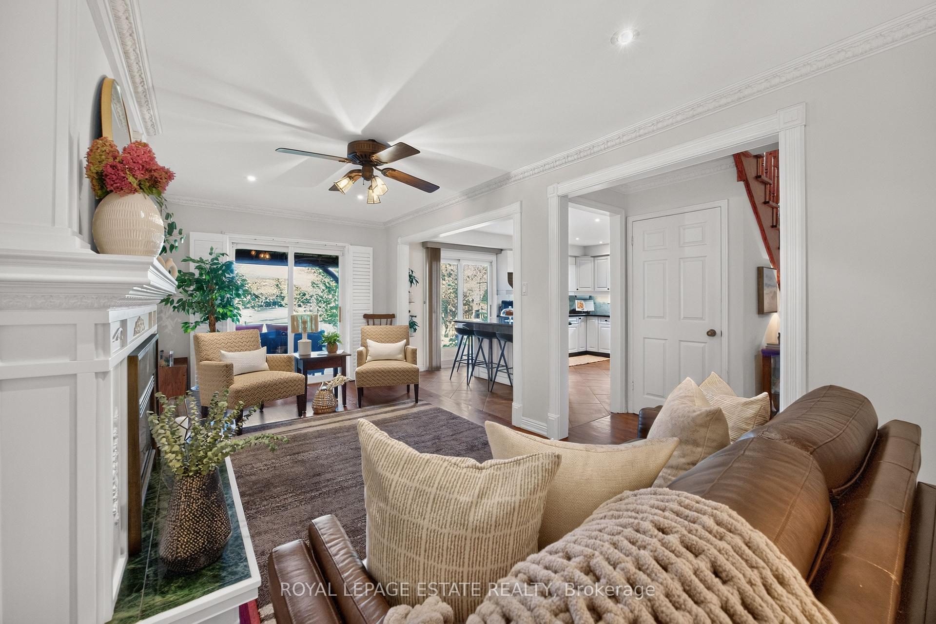 Photo 13 of 268 Fincham Avenue, Markham, Markham Village — HOMEH