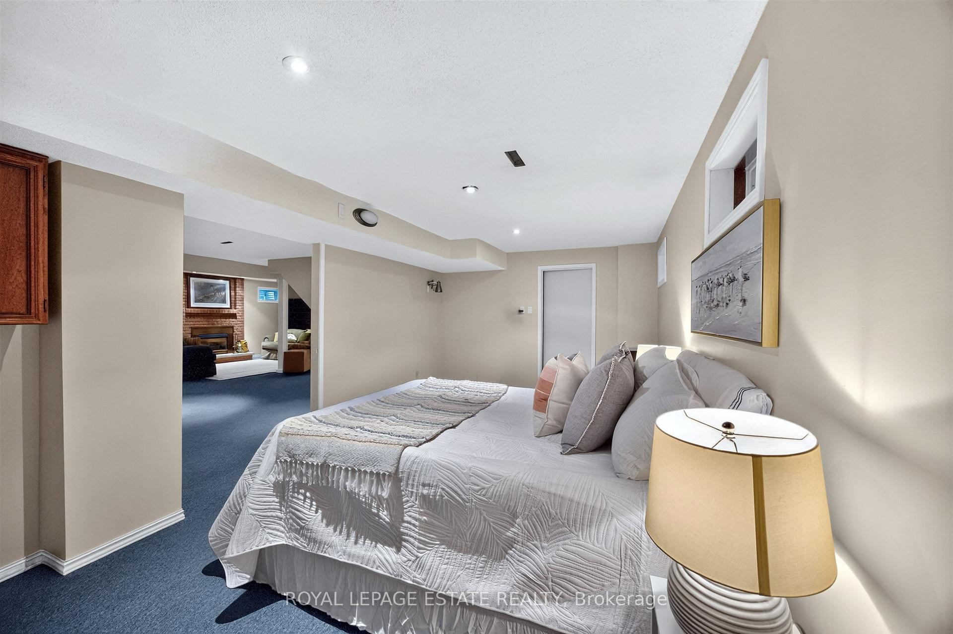 Photo 31 of 268 Fincham Avenue, Markham, Markham Village — HOMEH