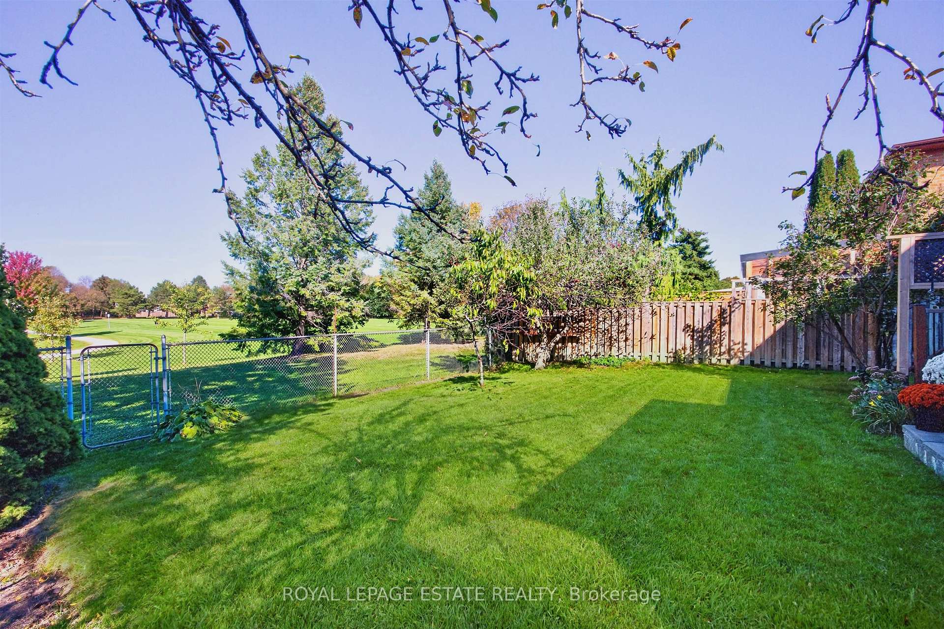Photo 40 of 268 Fincham Avenue, Markham, Markham Village — HOMEH