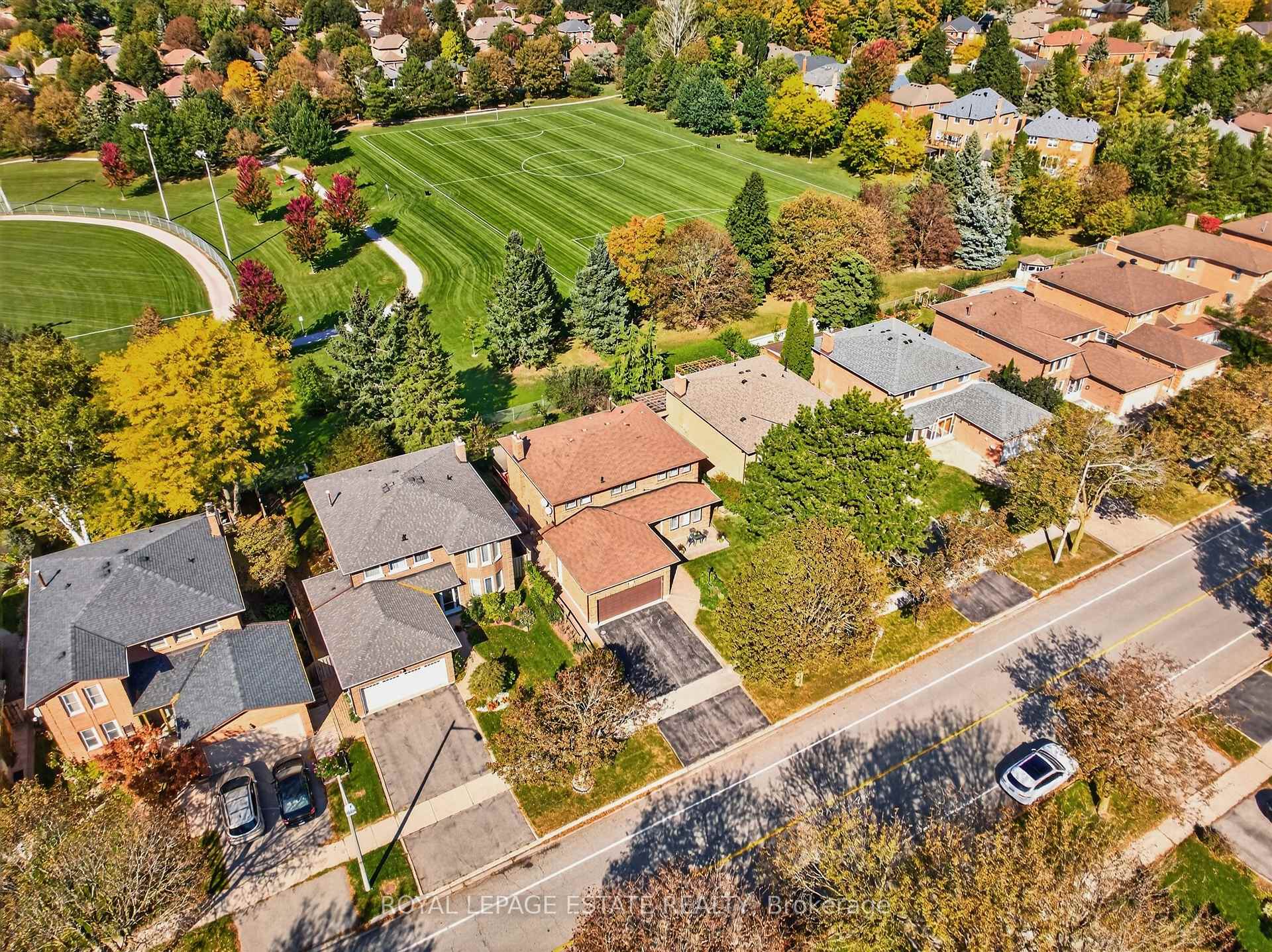 Photo 41 of 268 Fincham Avenue, Markham, Markham Village — HOMEH