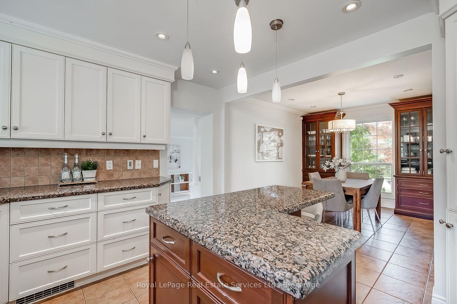 Photo 13 of 1151 Morrison Heights Drive, Oakville, Morrison — HOMEH