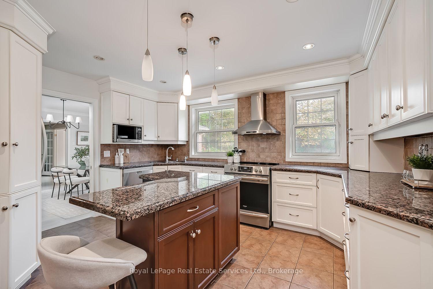 Photo 14 of 1151 Morrison Heights Drive, Oakville, Morrison — HOMEH