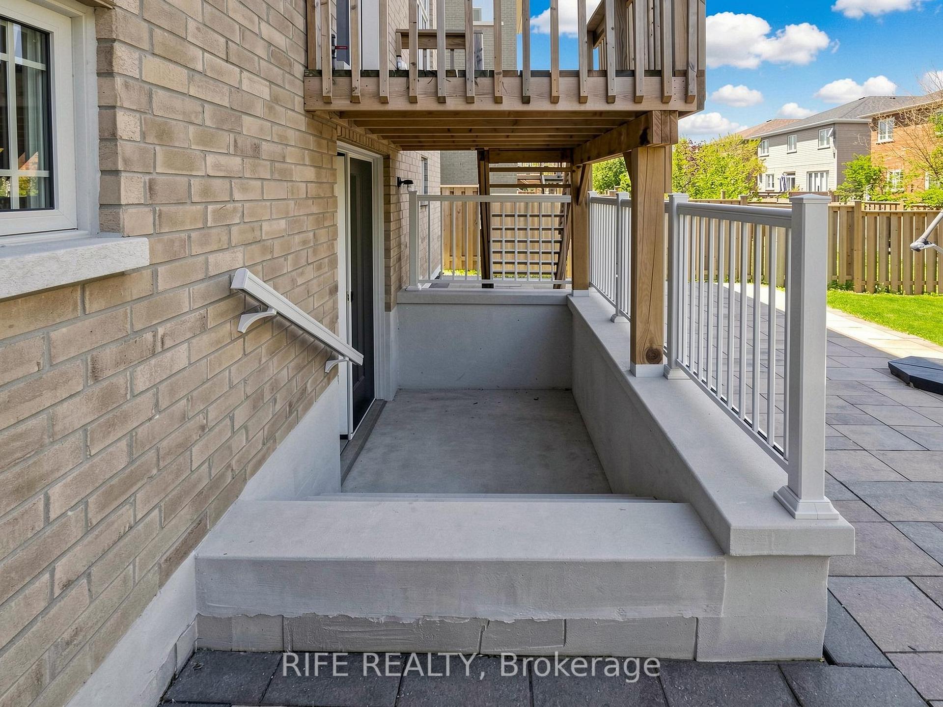 Photo 42 of 18 Rossini Drive, Richmond Hill, Oak Ridges — HOMEH