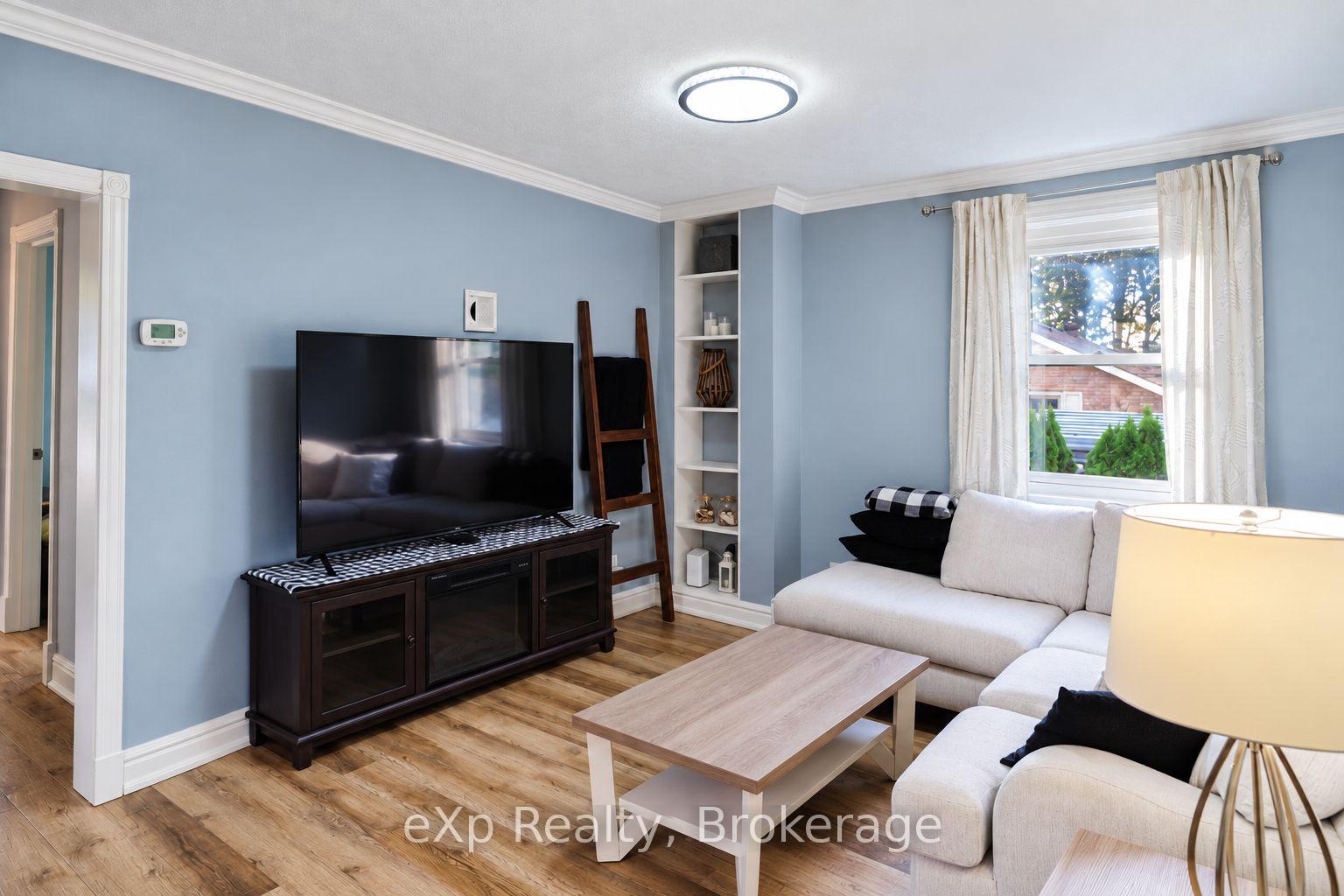Photo 2 of 590 7th Street E, Owen Sound — HOMEH