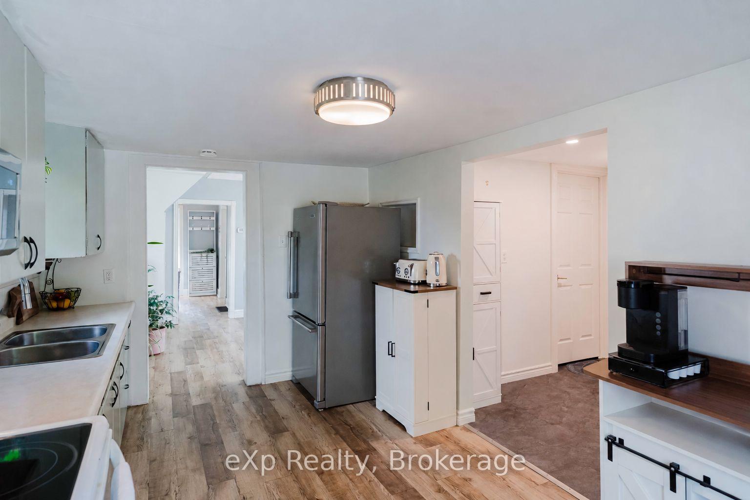 Photo 4 of 590 7th Street E, Owen Sound — HOMEH