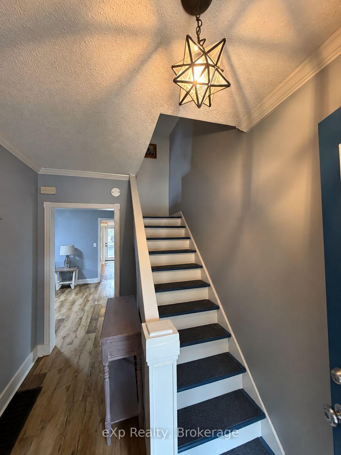 Photo 11 of 590 7th Street E, Owen Sound — HOMEH