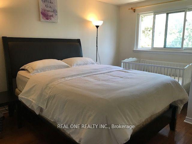 Photo 7 of 35 Springhead Garden, Richmond Hill, North Richvale — HOMEH