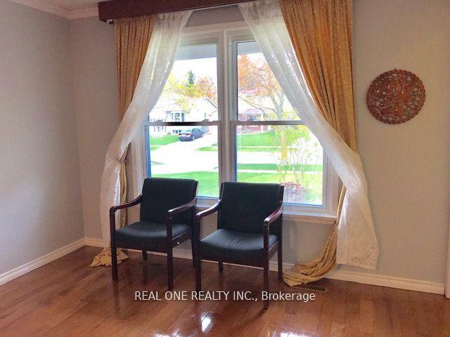 Photo 13 of 35 Springhead Garden, Richmond Hill, North Richvale — HOMEH