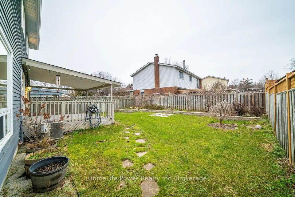 Photo 14 of 463 Westheights Drive, Kitchener, Forest Heights — HOMEH