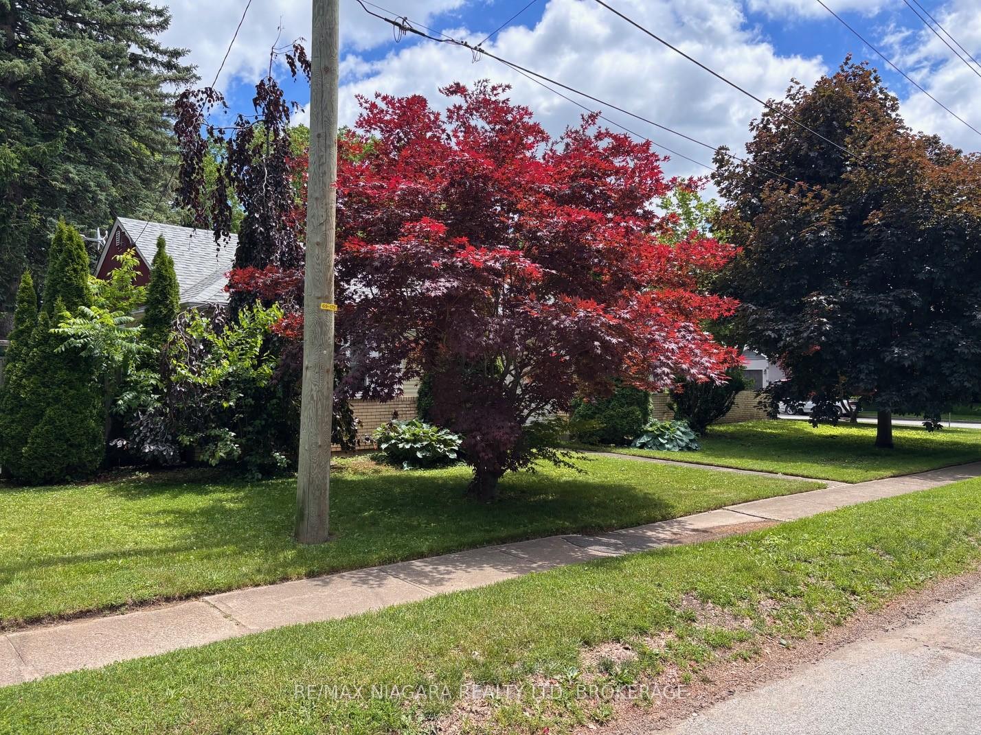 Photo 2 of 6022 Brookfield Avenue, Niagara Falls, Dorchester — HOMEH