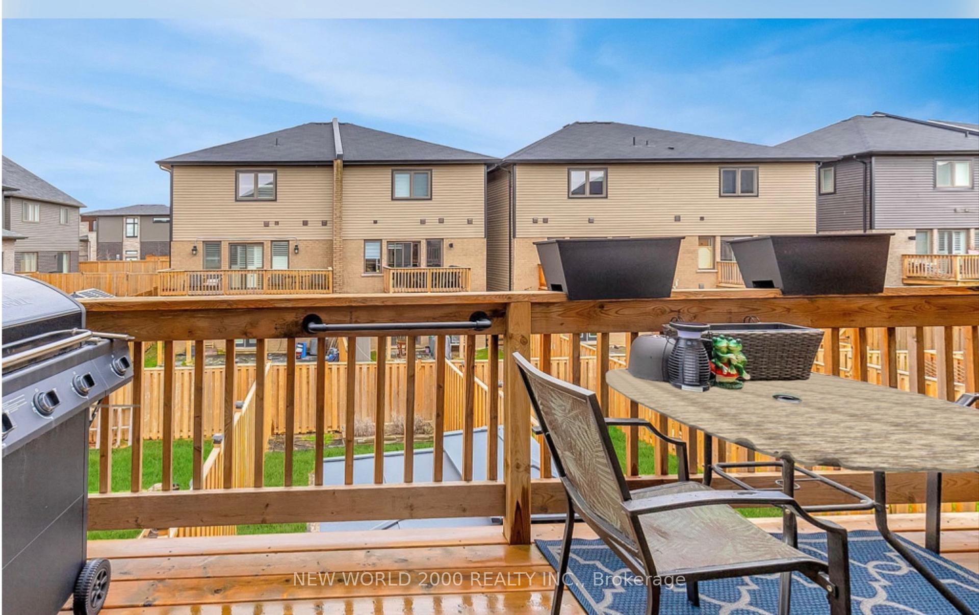 Photo 11 of 9 Soho Street, Hamilton, Stoney Creek Mountain — HOMEH