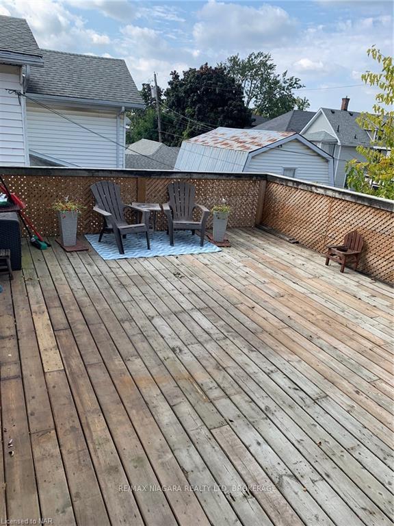 Photo 4 of Unit upper, 256 East Main Street, Welland, Welland Downtown — HOMEH