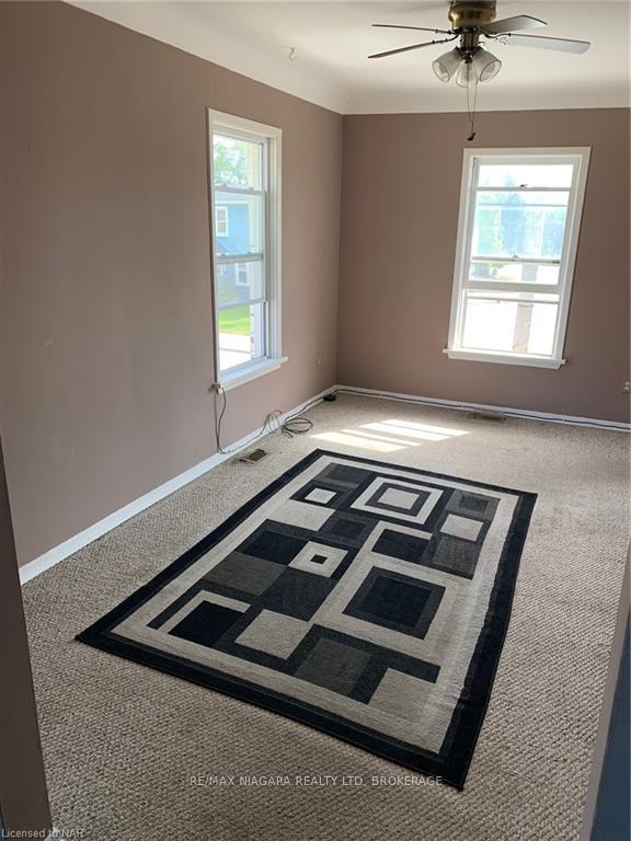 Photo 8 of Unit upper, 256 East Main Street, Welland, Welland Downtown — HOMEH