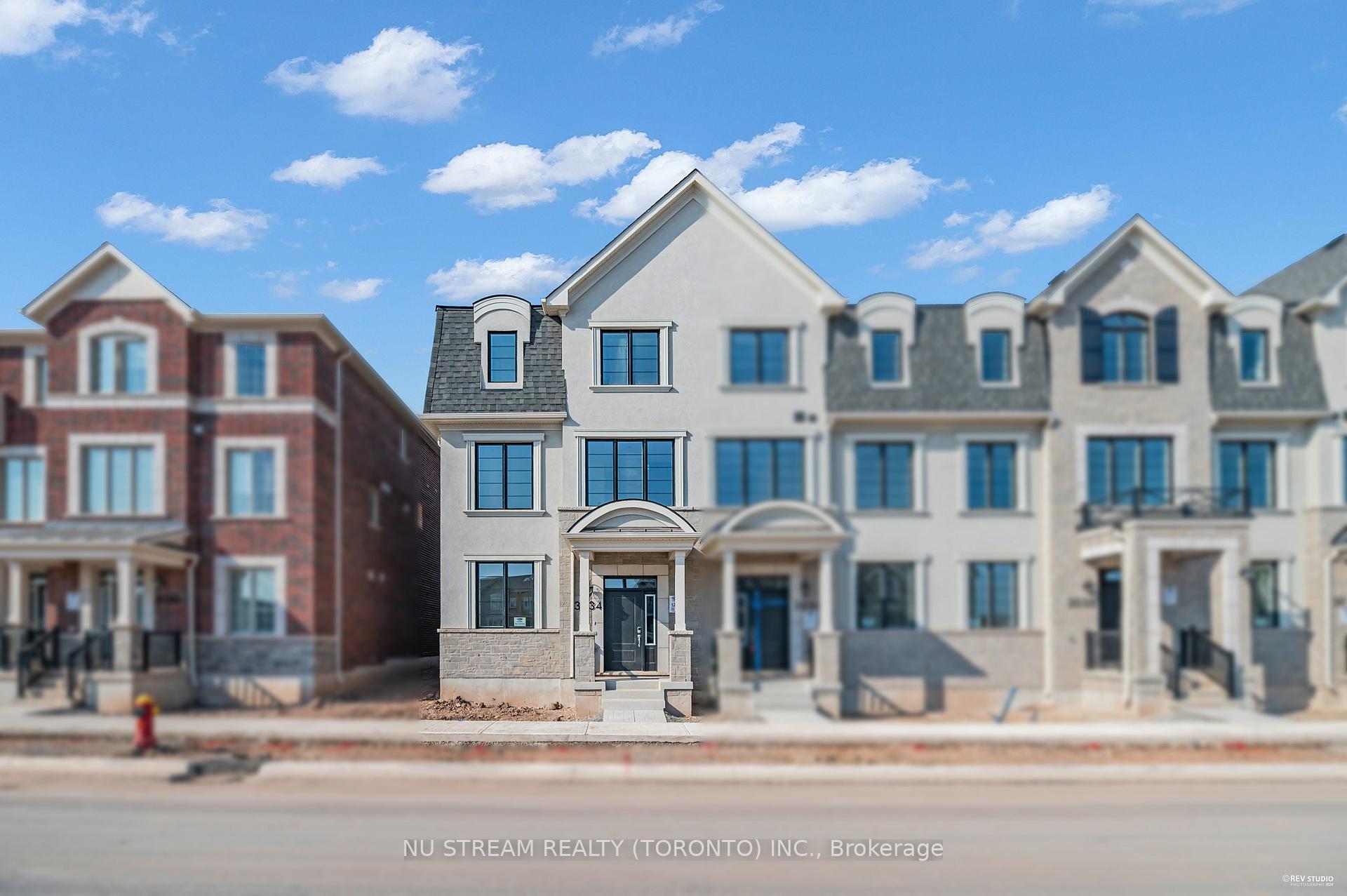 Photo of 3034 Merrick Road
