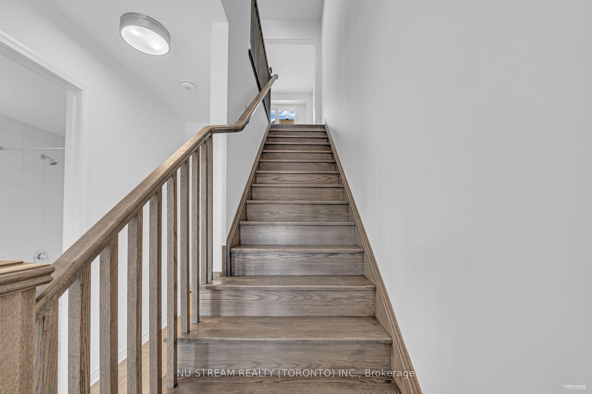 Photo 10 of 3034 Merrick Road, Oakville, Joshua Meadows — HOMEH