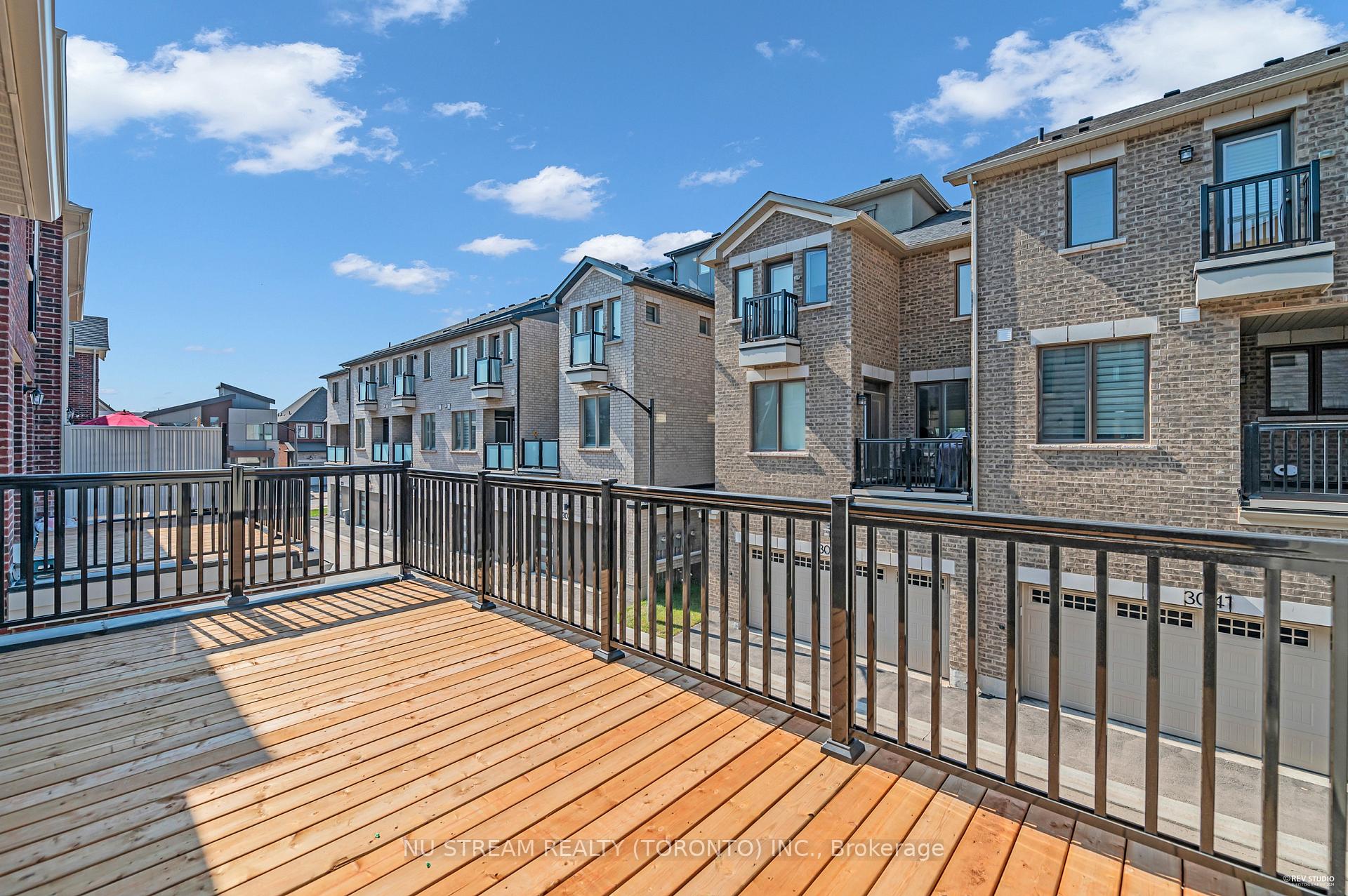 Photo 14 of 3034 Merrick Road, Oakville, Joshua Meadows — HOMEH