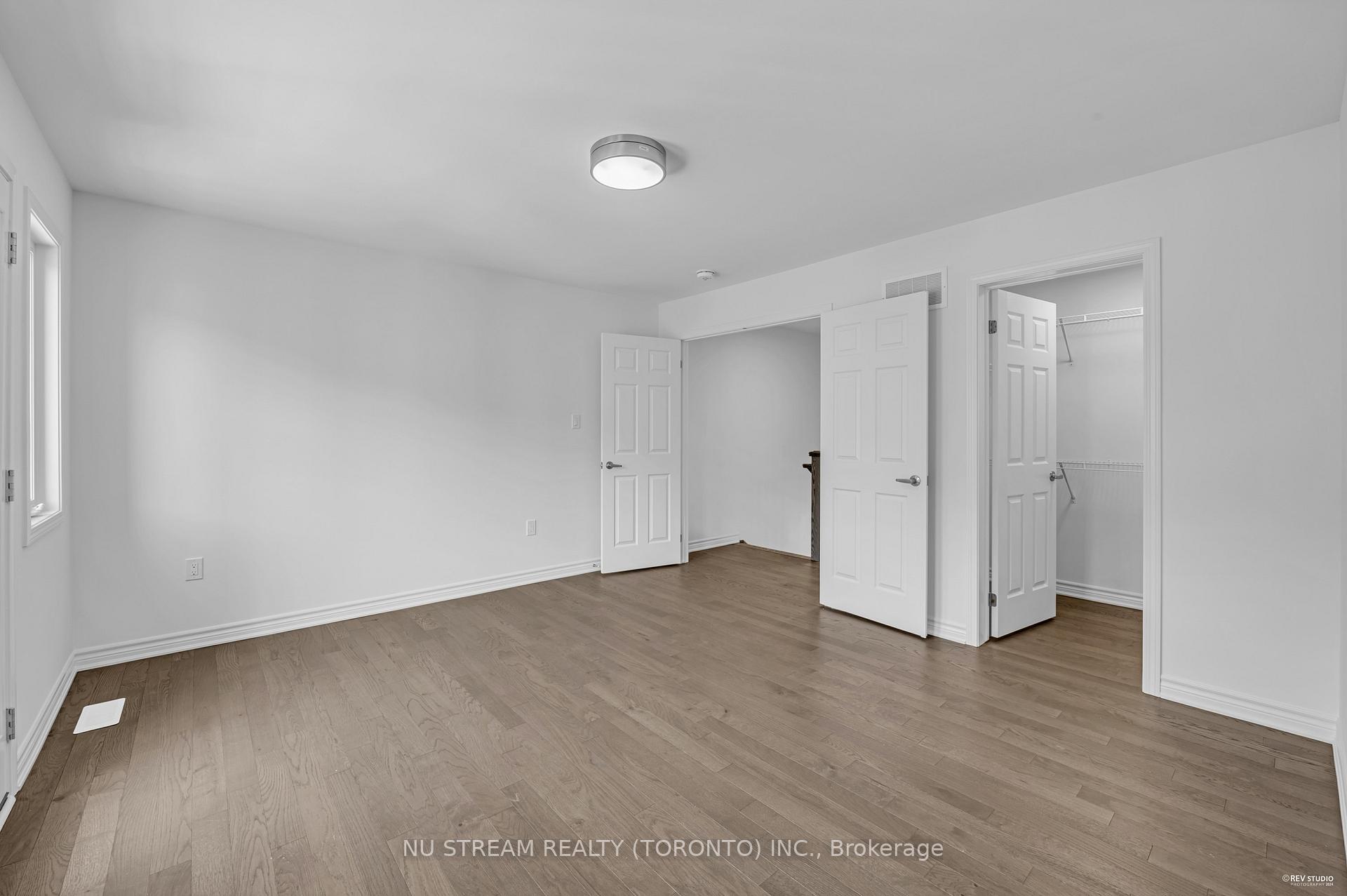 Photo 24 of 3034 Merrick Road, Oakville, Joshua Meadows — HOMEH