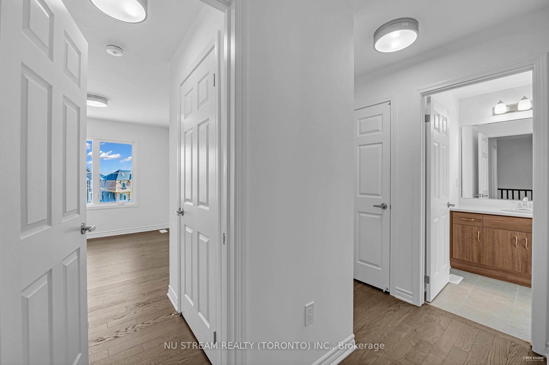 Photo 27 of 3034 Merrick Road, Oakville, Joshua Meadows — HOMEH