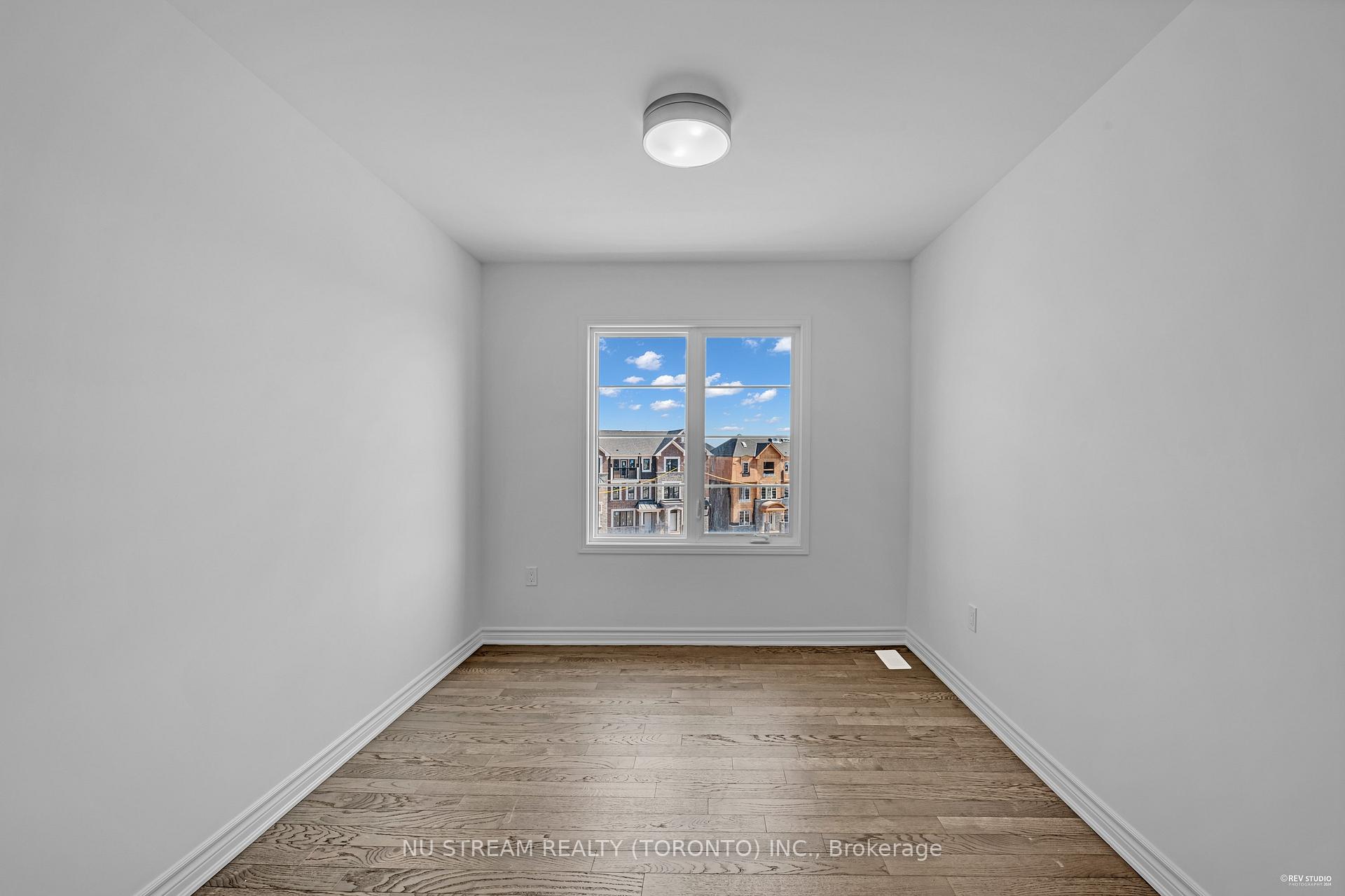 Photo 29 of 3034 Merrick Road, Oakville, Joshua Meadows — HOMEH
