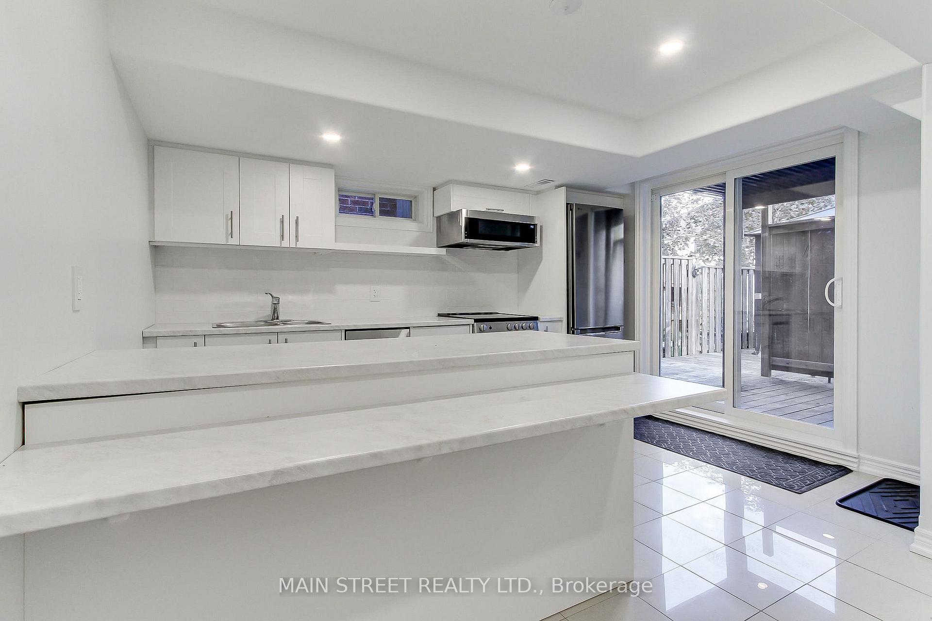 Photo 6 of 83 Laurendale Avenue, Georgina, Keswick South — HOMEH