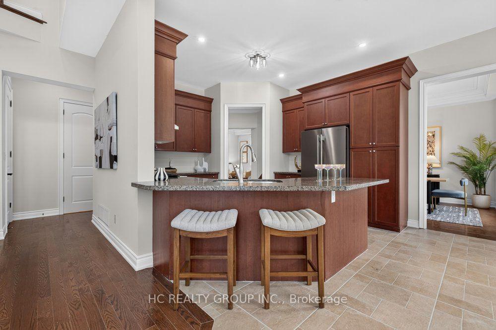 Photo 14 of 39 Royal West Road, Markham, Devil's Elbow — HOMEH