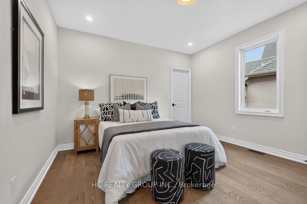 Photo 35 of 39 Royal West Road, Markham, Devil's Elbow — HOMEH