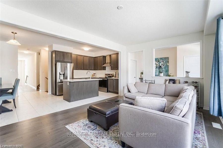 Photo 13 of 7831 Odell Crescent, Niagara Falls, Brown — HOMEH