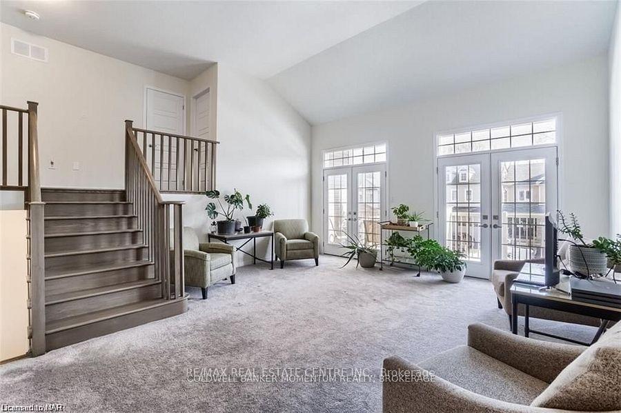 Photo 14 of 7831 Odell Crescent, Niagara Falls, Brown — HOMEH