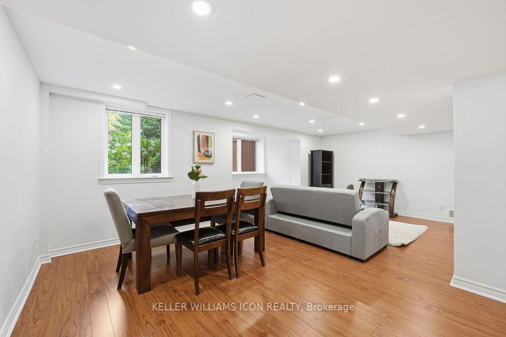 Photo 32 of 82 Broughton Street, Ottawa, Kanata - Kanata Lakes/Heritage Hills — HOMEH