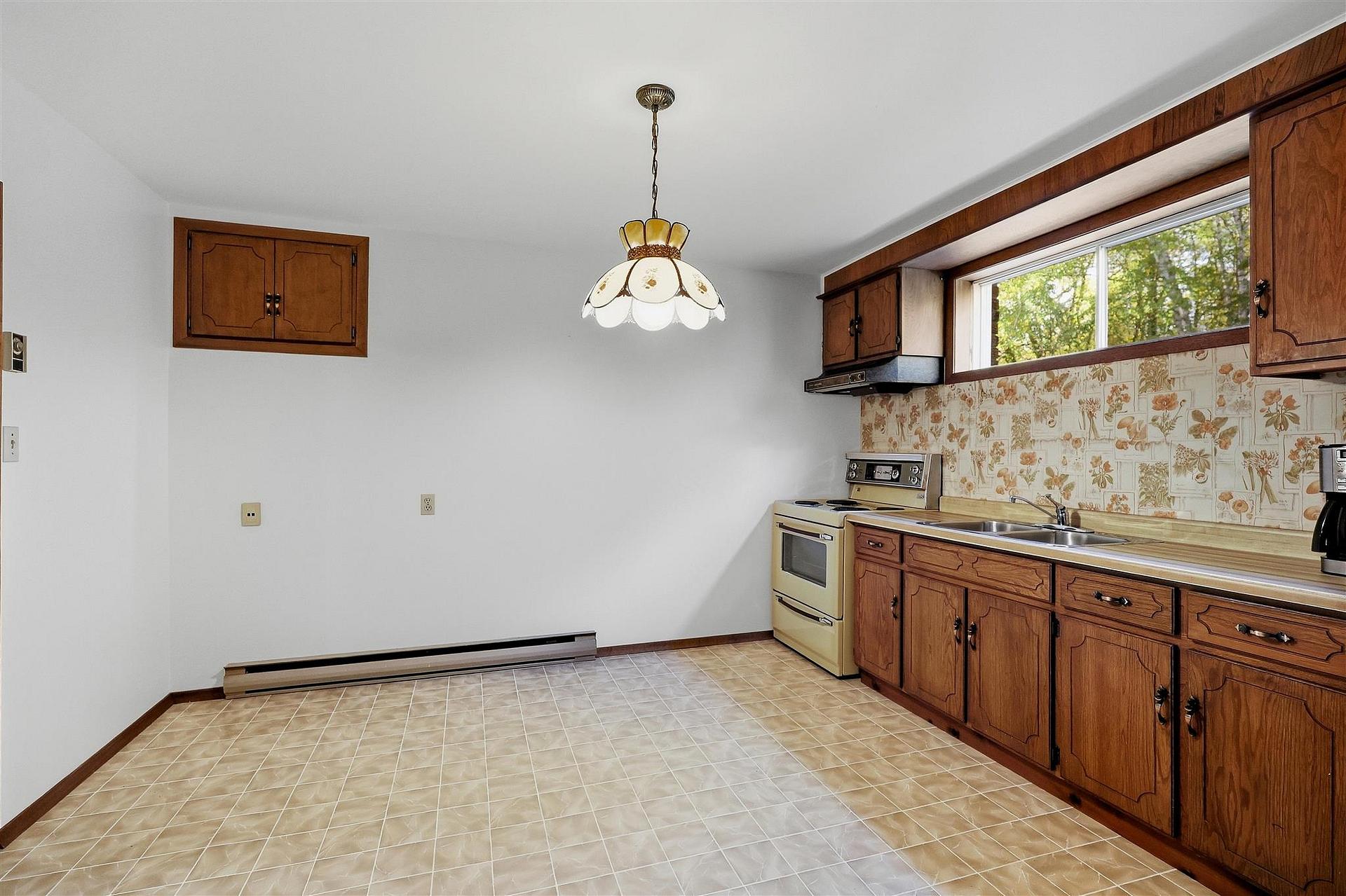 Photo 23 of 67 Westridge Road, Sault Ste Marie, Ward 3 — HOMEH