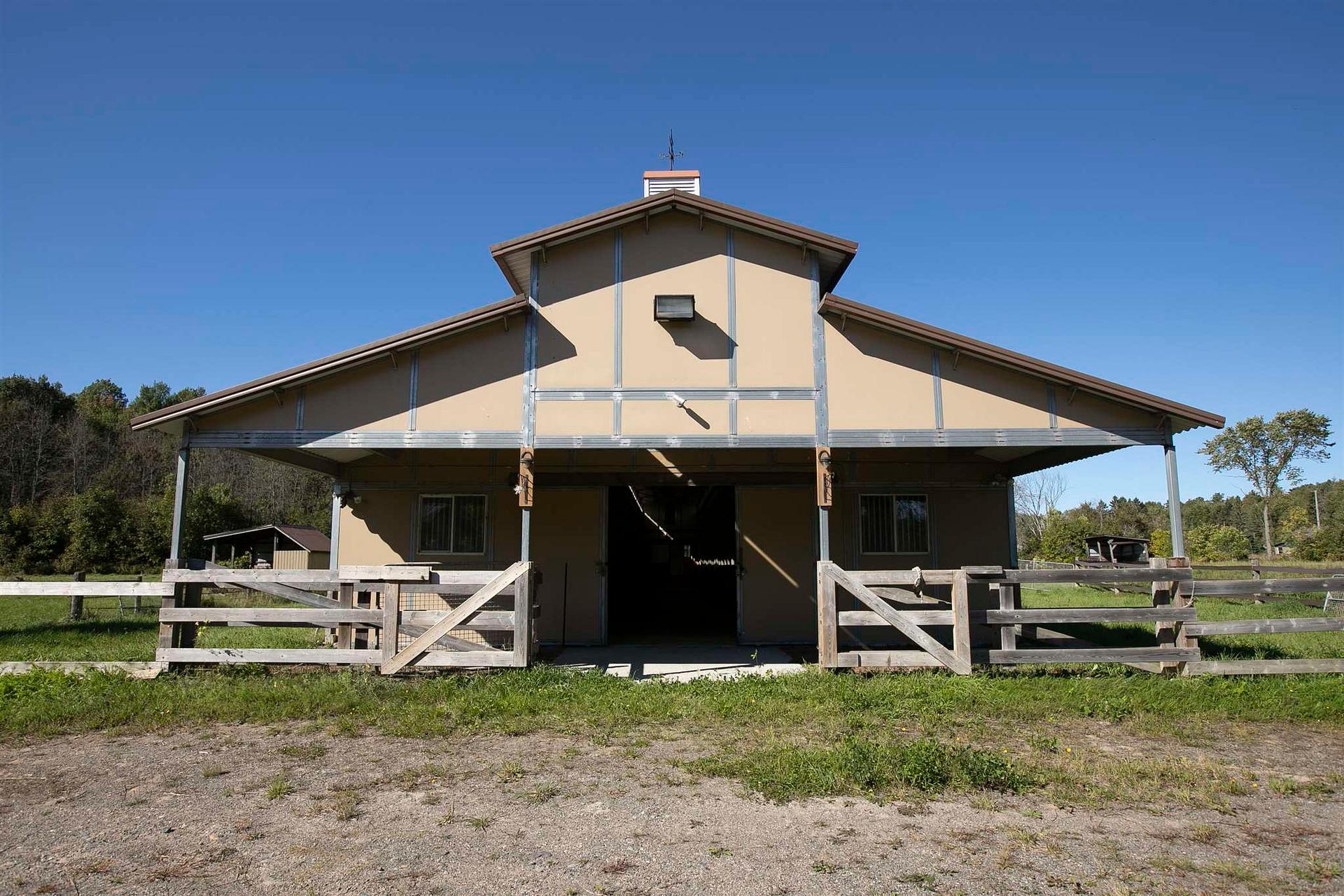 Photo 26 of 11935 Hwy 17 E, Huron Shores — HOMEH