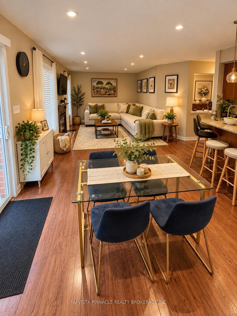 Photo 6 of 2537 (Upper) Meadowgate Boulevard, London, South U — HOMEH