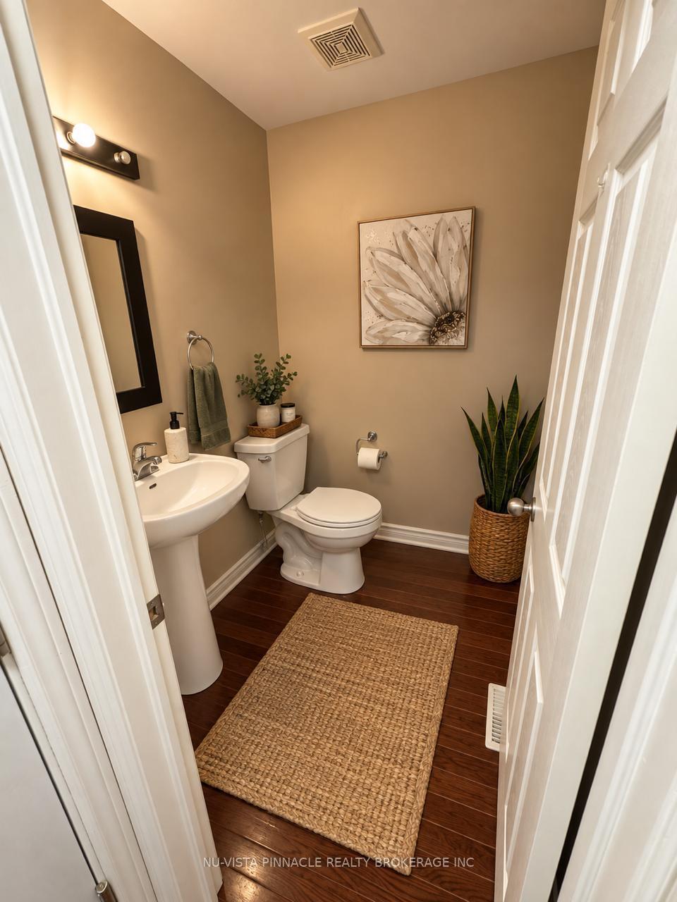 Photo 9 of 2537 (Upper) Meadowgate Boulevard, London, South U — HOMEH
