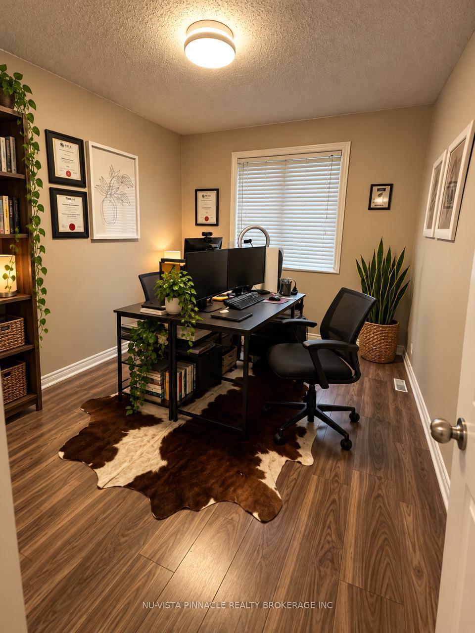 Photo 10 of 2537 (Upper) Meadowgate Boulevard, London, South U — HOMEH