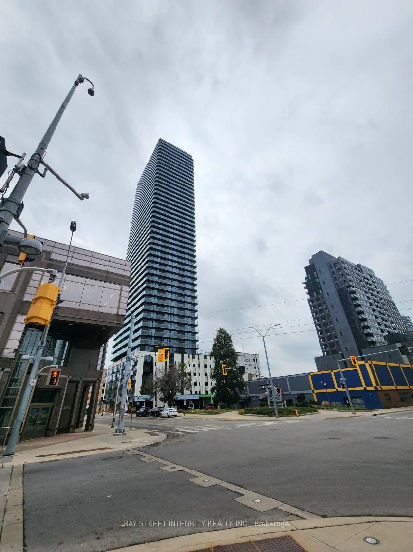 Photo of Francis 30 Street