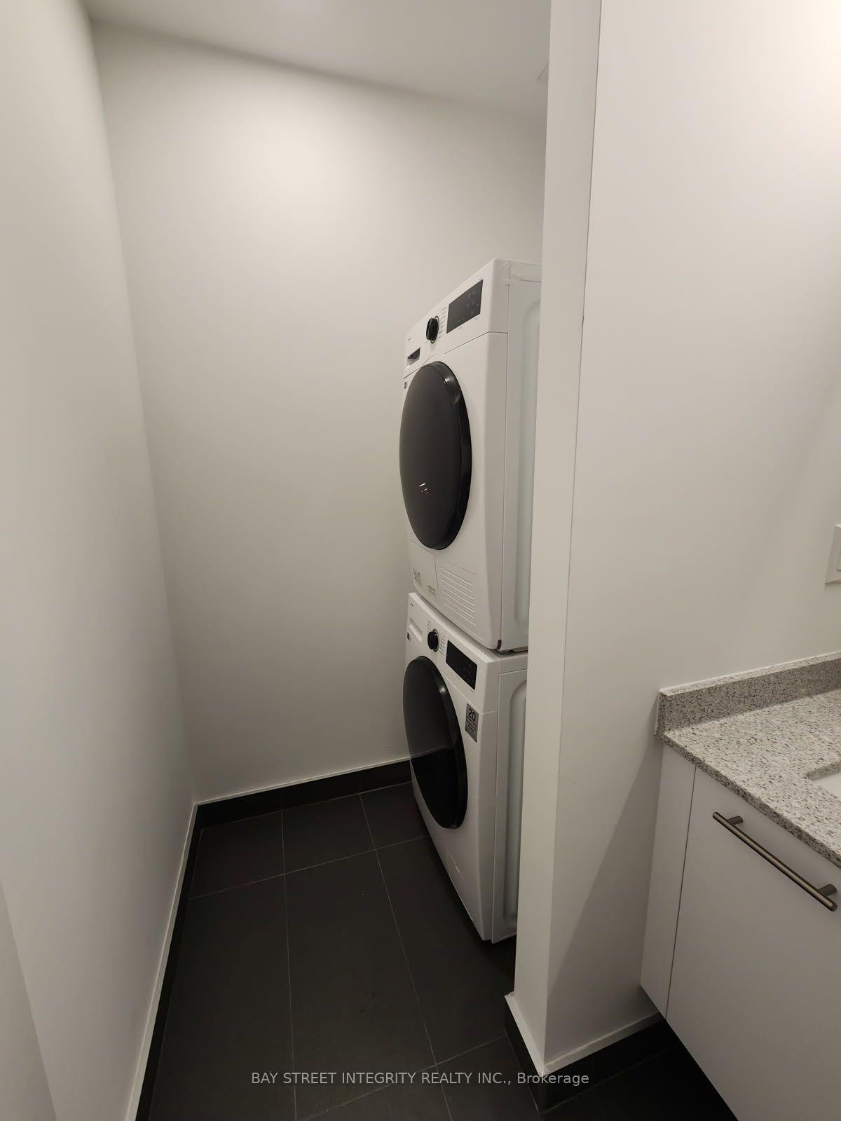 Photo 6 of Francis 30 Street, Kitchener, City Commercial Core — HOMEH