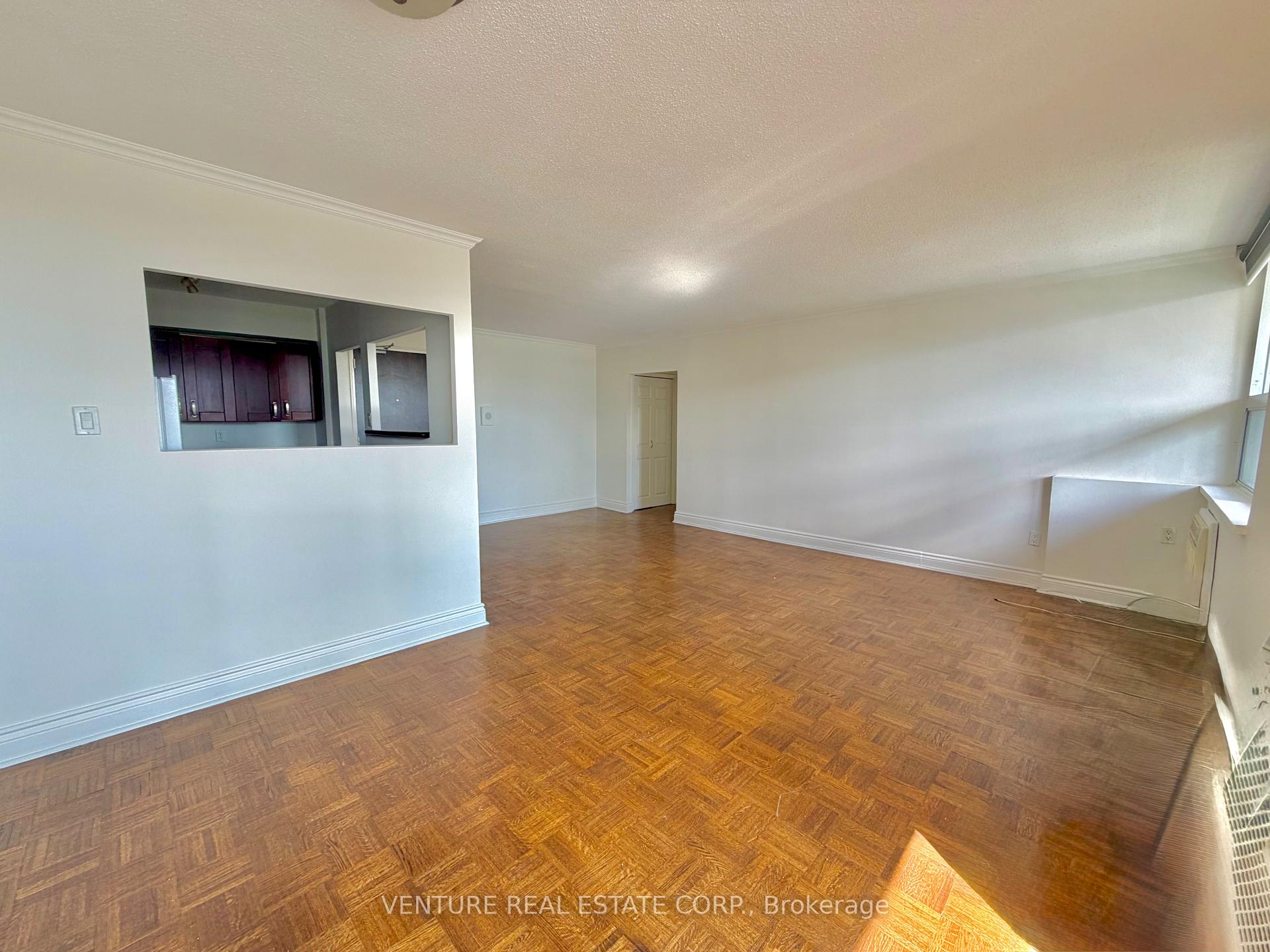 Photo 9 of Unit 801, 5949 Yonge Street, North York, Newtonbrook East — HOMEH