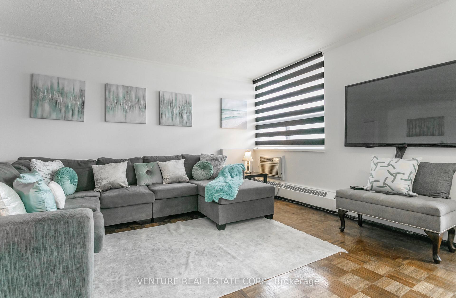 Photo 10 of Unit 801, 5949 Yonge Street, North York, Newtonbrook East — HOMEH