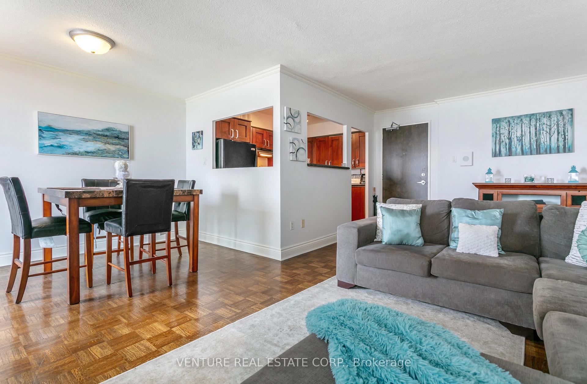 Photo 13 of Unit 801, 5949 Yonge Street, North York, Newtonbrook East — HOMEH