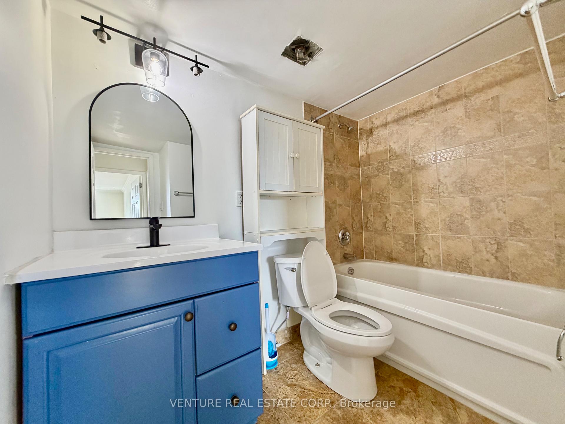 Photo 16 of Unit 801, 5949 Yonge Street, North York, Newtonbrook East — HOMEH