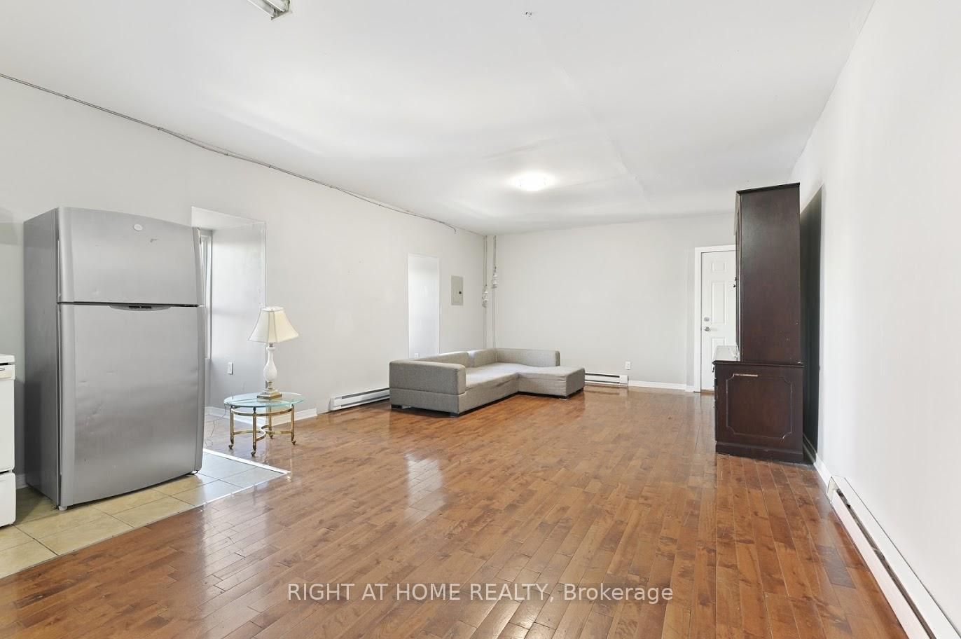 Photo 5 of 238 King Street E, Hamilton, Beasley — HOMEH