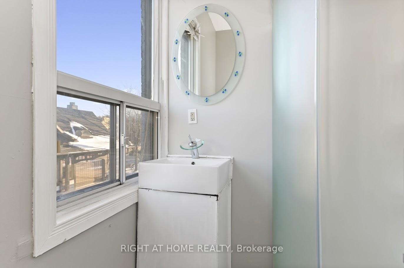 Photo 15 of 238 King Street E, Hamilton, Beasley — HOMEH