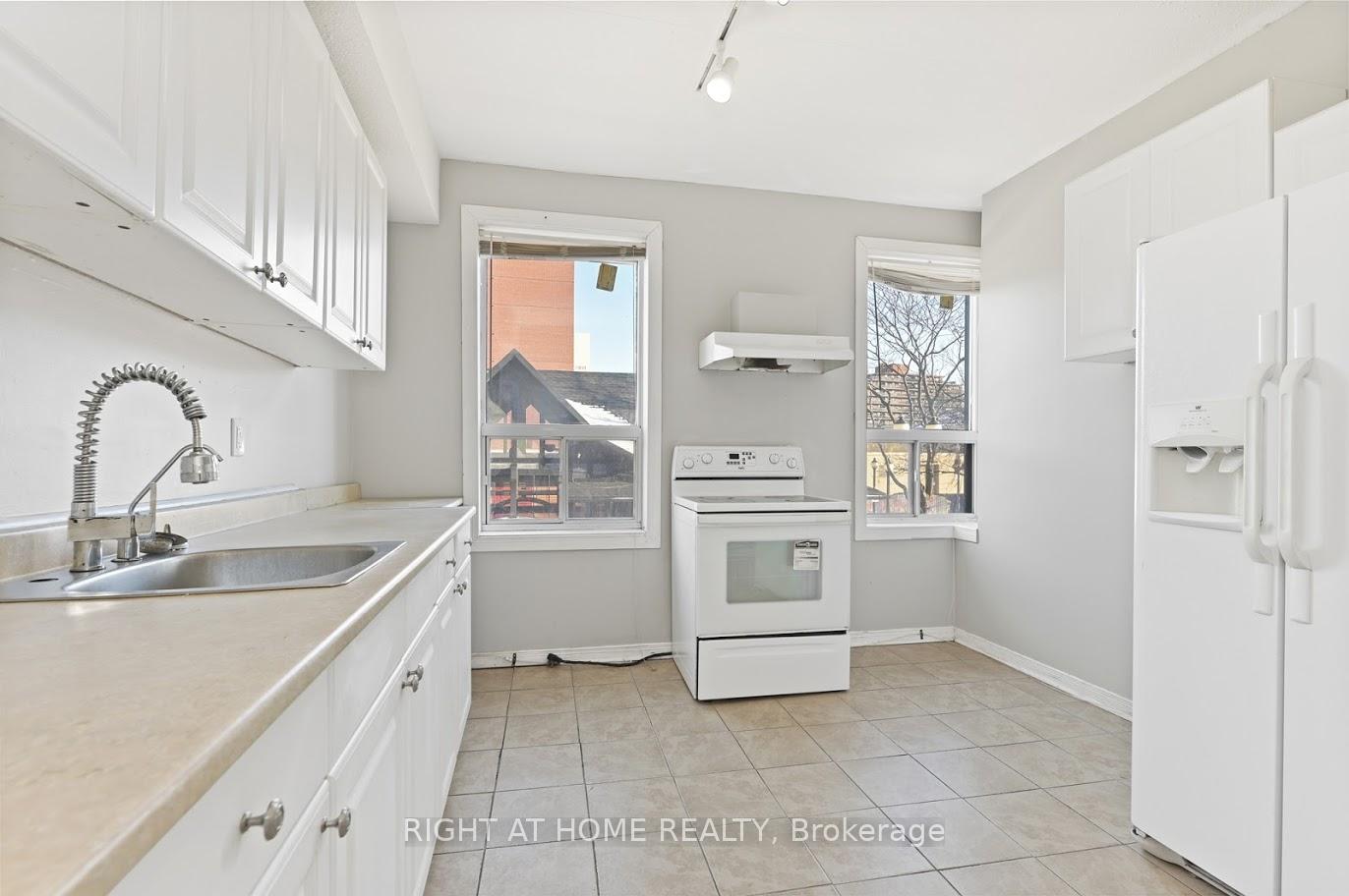 Photo 17 of 238 King Street E, Hamilton, Beasley — HOMEH