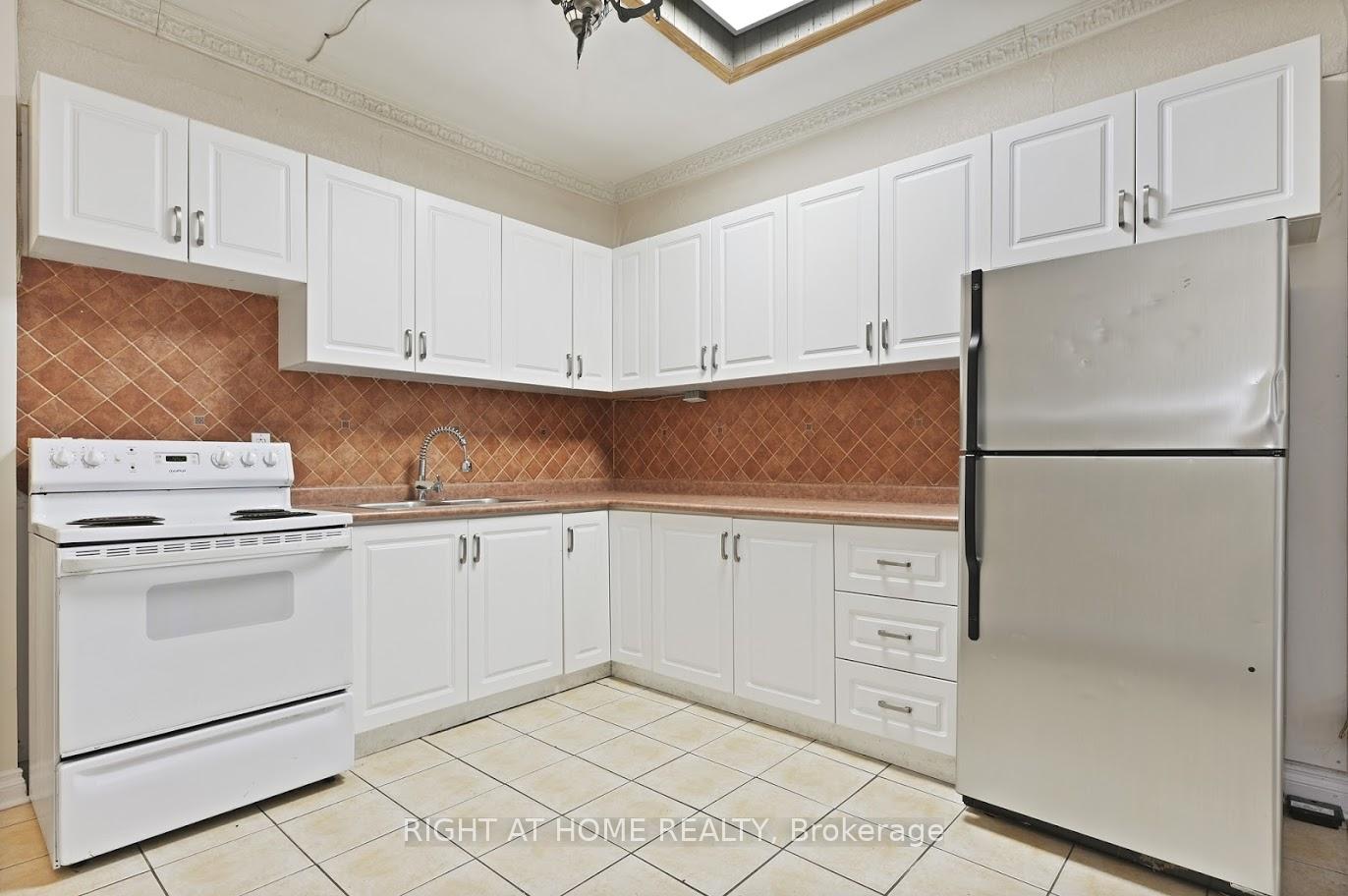 Photo 27 of 238 King Street E, Hamilton, Beasley — HOMEH