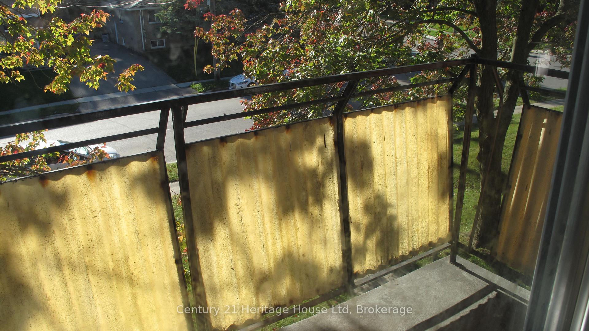 Photo 9 of Unit #9, 16 Brant Avenue, Guelph, Victoria North — HOMEH