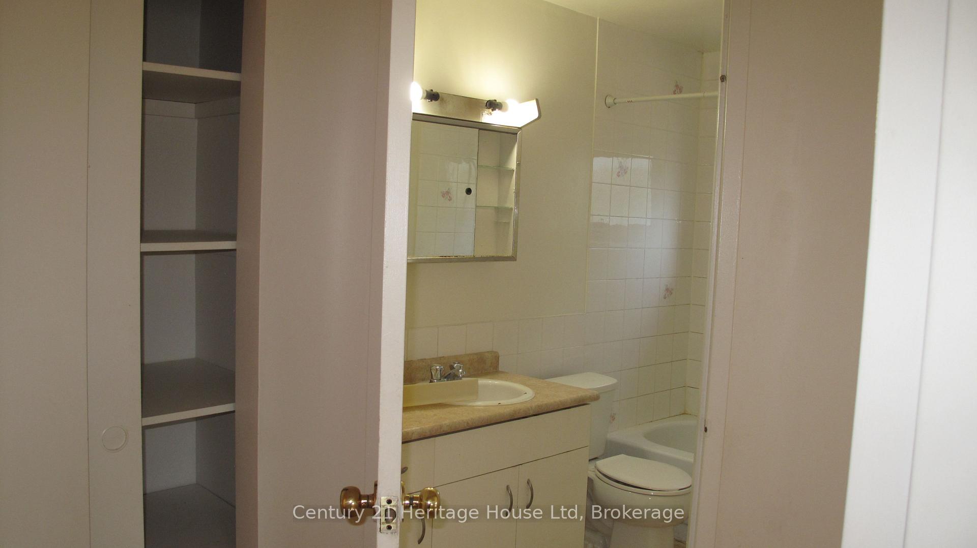 Photo 15 of Unit #9, 16 Brant Avenue, Guelph, Victoria North — HOMEH